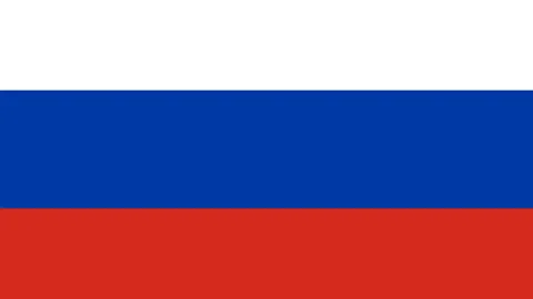 “西班牙足球明星谈青训之路：坚持努力终有收获——中新网报道”