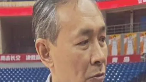 独行侠与詹姆斯2月26日常规赛交锋亮点回顾